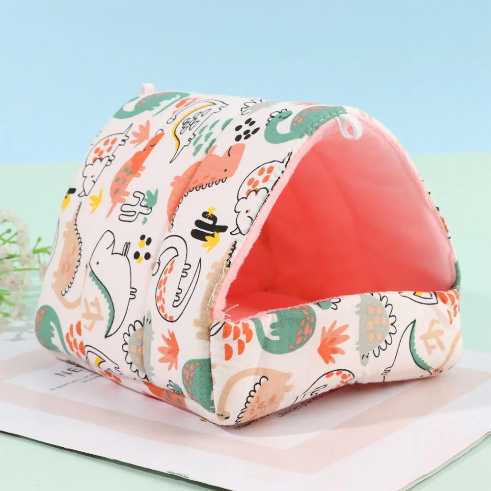 Cute Cartoon Mini Pet Bed – Warm Winter Nest for Guinea Pigs, Rabbits & Hamsters