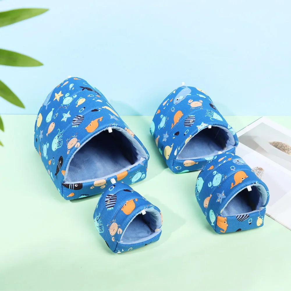 Cute Cartoon Mini Pet Bed – Warm Winter Nest for Guinea Pigs, Rabbits & Hamsters