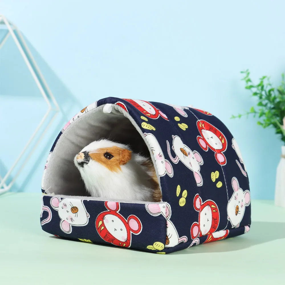 Cute Cartoon Mini Pet Bed – Warm Winter Nest for Guinea Pigs, Rabbits & Hamsters