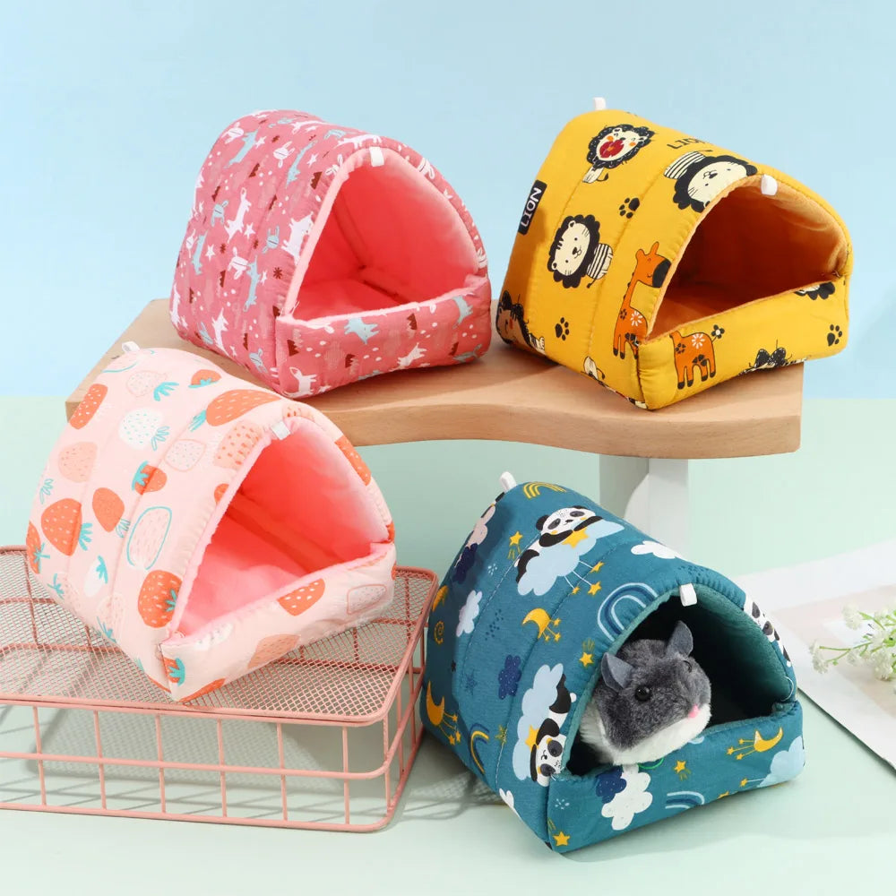Cute Cartoon Mini Pet Bed – Warm Winter Nest for Guinea Pigs, Rabbits & Hamsters