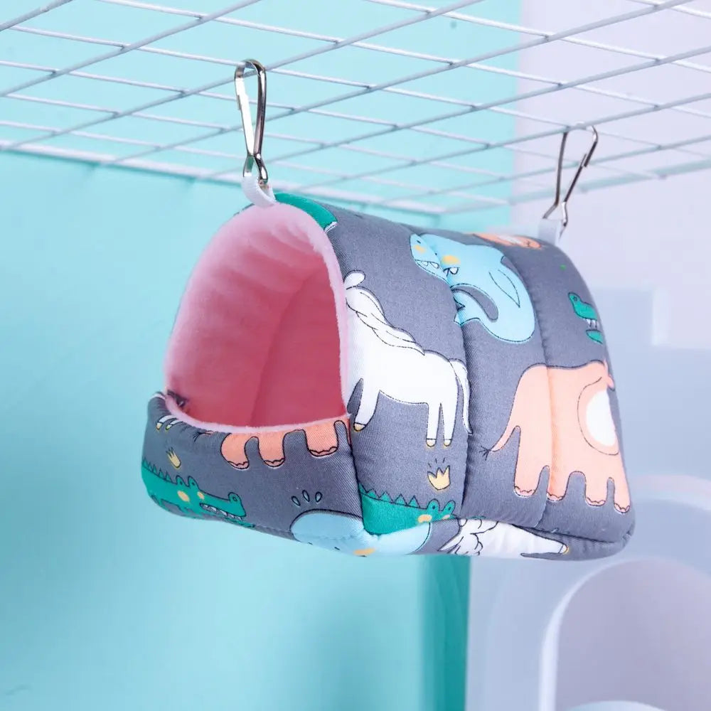 Cute Cartoon Mini Pet Bed – Warm Winter Nest for Guinea Pigs, Rabbits & Hamsters