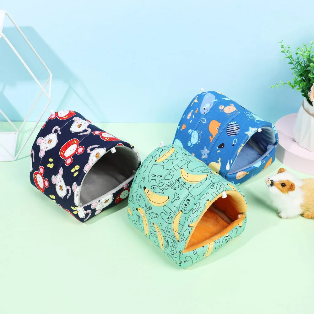 Cute Cartoon Mini Pet Bed – Warm Winter Nest for Guinea Pigs, Rabbits & Hamsters