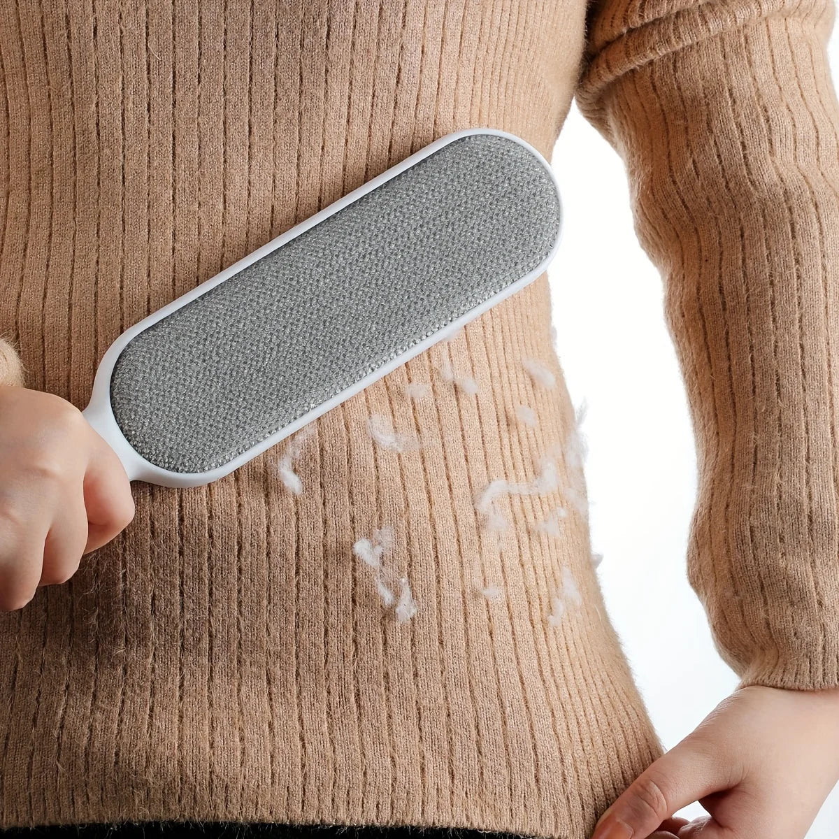 Reusable Lint Brush – Double-Sided Hair Remover for Clothes, Furniture & Bedding