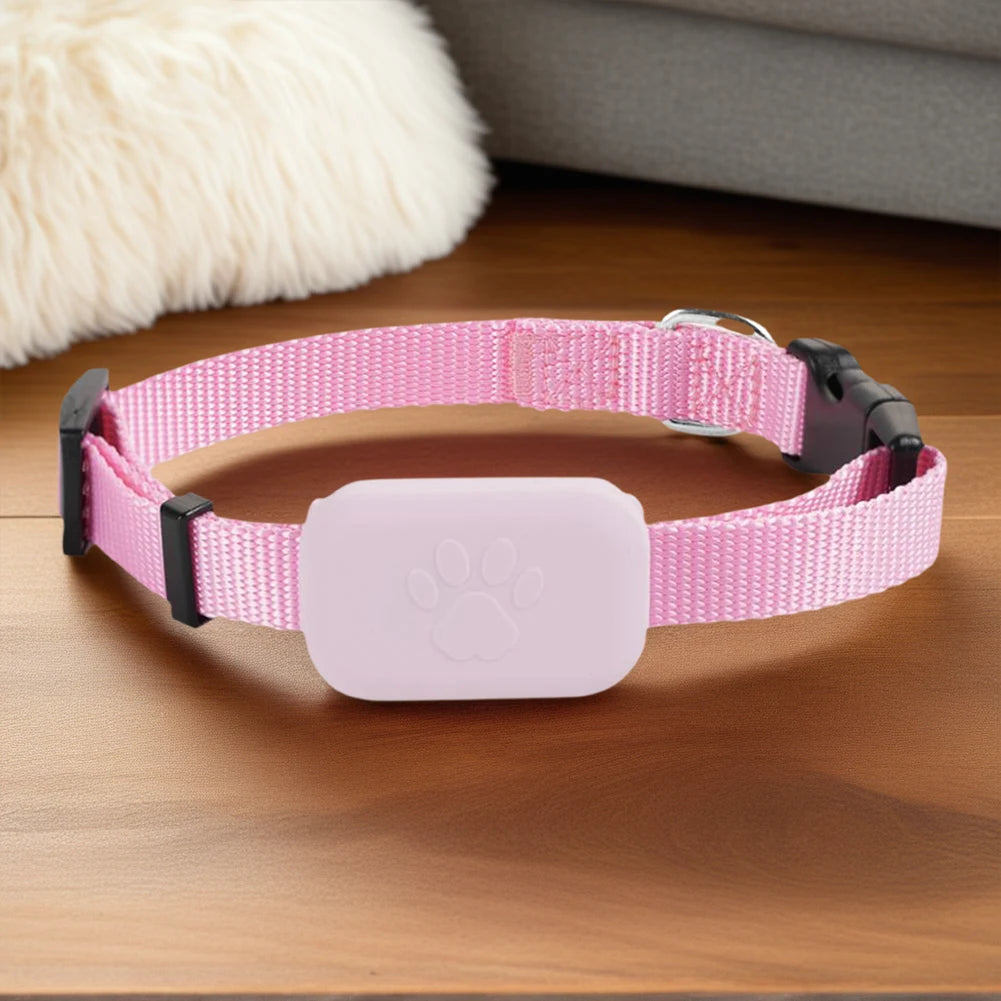 GPS Pet Tracker for Dogs & Cats – Smart Collar with Real-Time Location Tracking