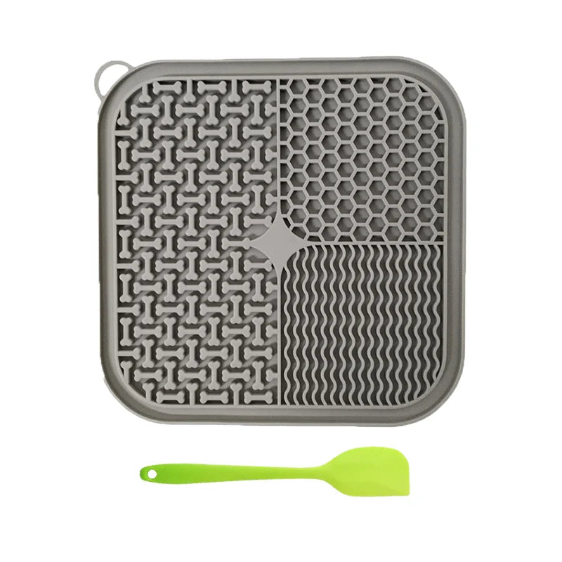 Slow Feeder Licking Mat for Dogs & Cats – Suction Lick Pad for Anxiety Relief & Calm Feeding