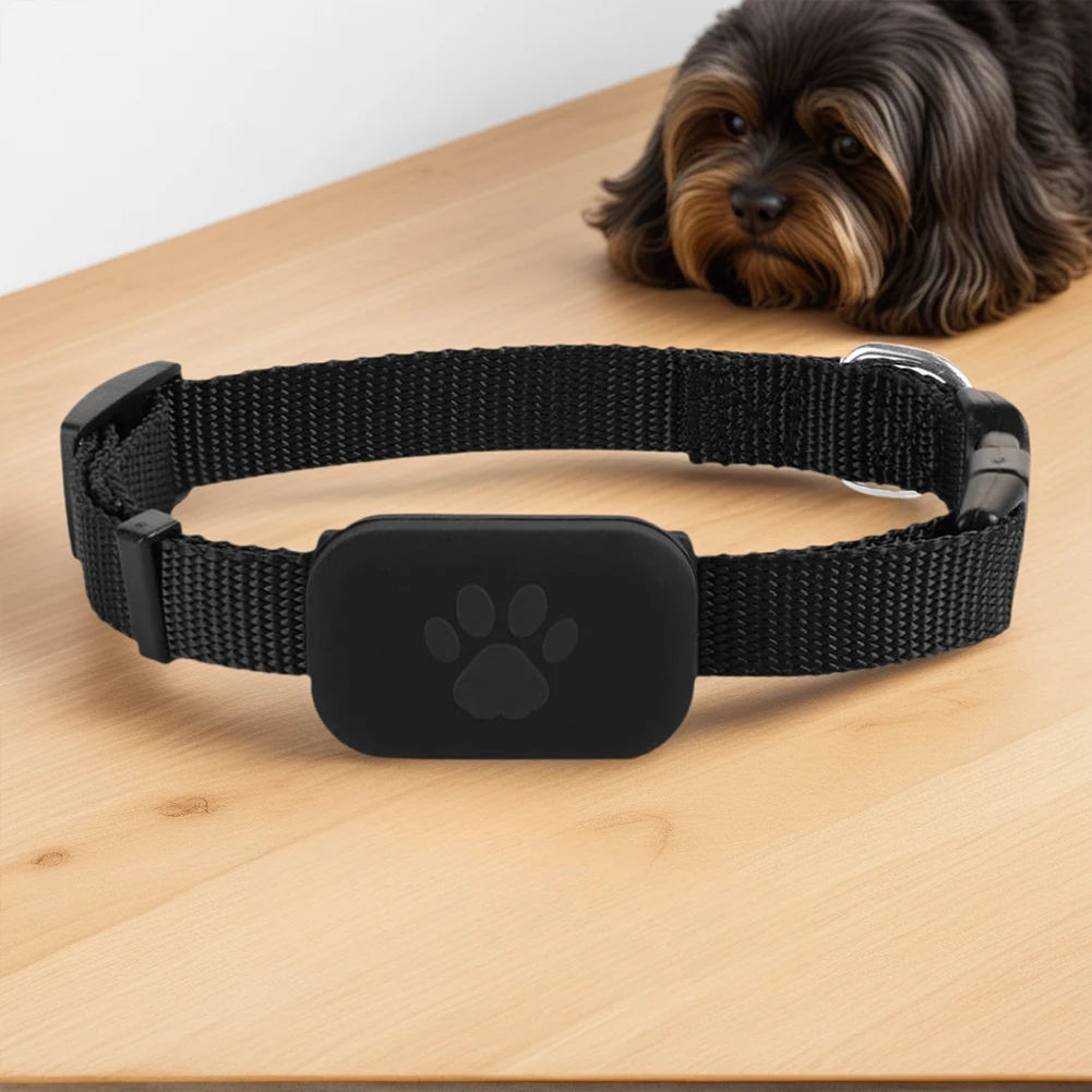 GPS Pet Tracker for Dogs & Cats – Smart Collar with Real-Time Location Tracking