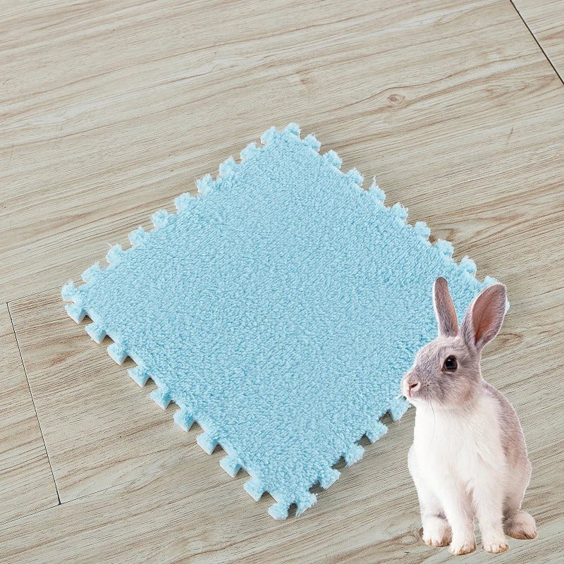 30cmX30cm EVA Pet Warming Pad – Soft Sleeping Mat for Guinea Pigs & Rabbits