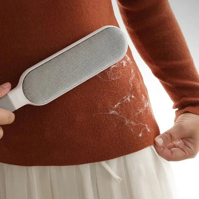 Reusable Lint Brush – Double-Sided Hair Remover for Clothes, Furniture & Bedding