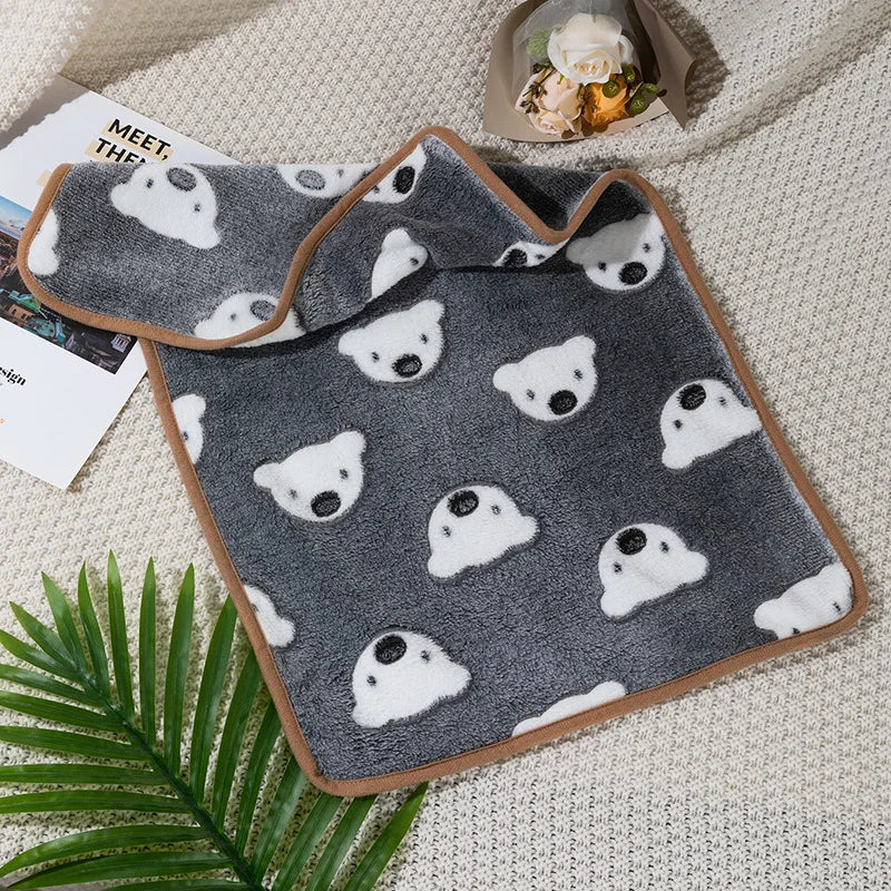 Soft Plush Warm Sleep Mat – Blanket for Hamsters, Guinea Pigs & Small Pets