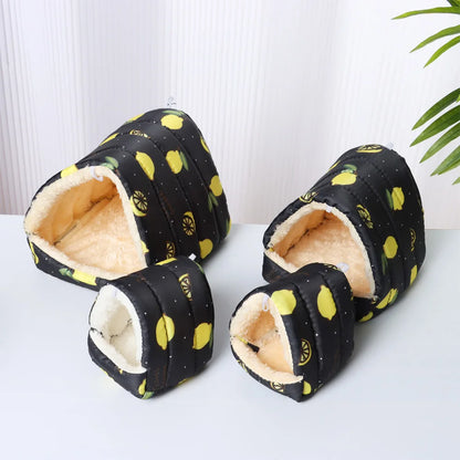 Cute Cartoon Mini Pet Bed – Warm Winter Nest for Guinea Pigs, Rabbits & Hamsters