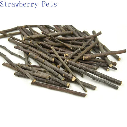 Apple Tree Chew Sticks – Natural Grinding Toys for Hamsters, Rabbits & Parrots