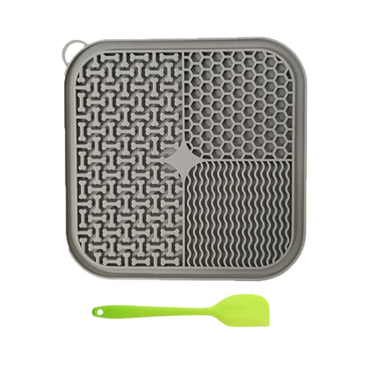 Slow Feeder Licking Mat for Dogs & Cats – Suction Lick Pad for Anxiety Relief & Calm Feeding